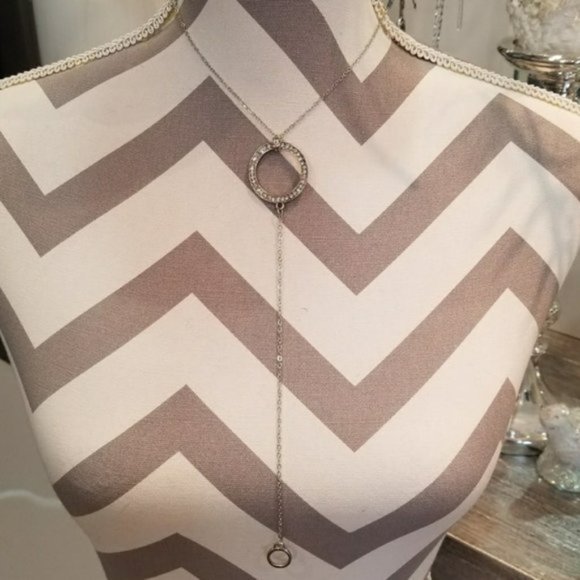 SILVER DAINTY "Y" SHAPED NECKLACE - Picture 4 of 5